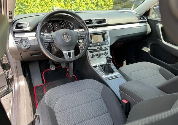 Volkswagen Passat cena 46900 przebieg: 146000, rok produkcji 2014 z Miłakowo małe 631